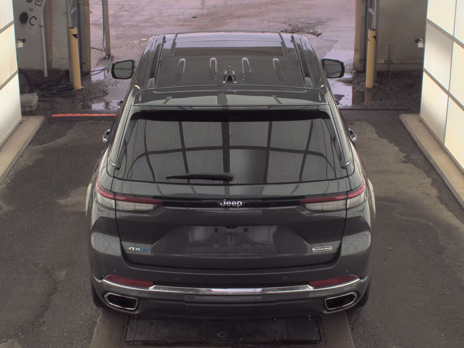 JEEP OVERLAND - 7