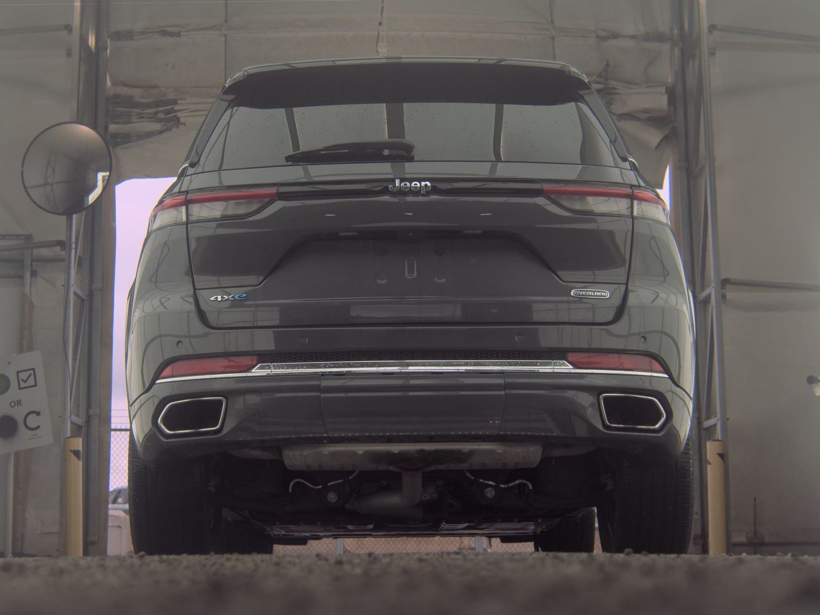 JEEP OVERLAND - 8