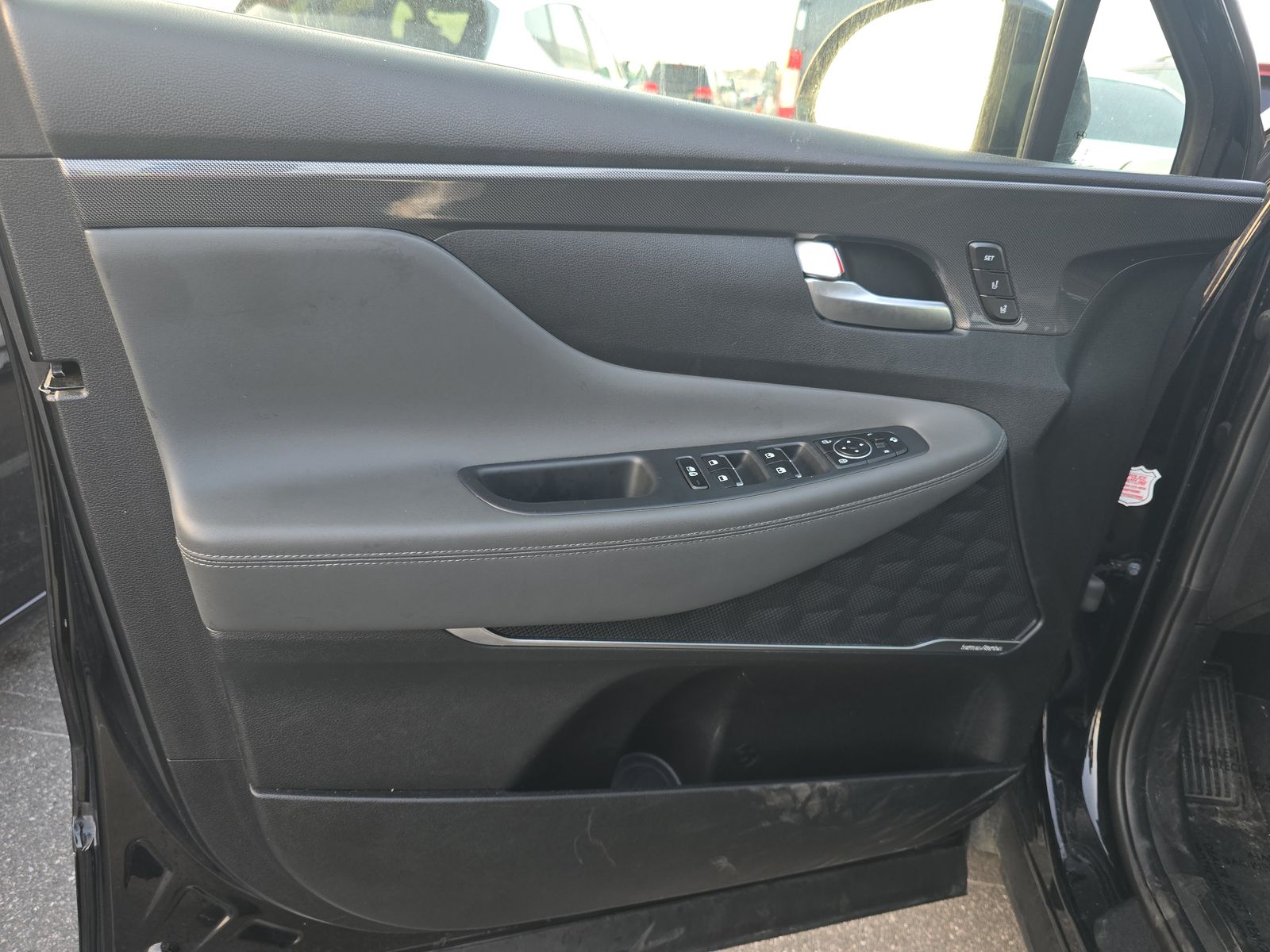 HYUNDAI LIMITED - 10