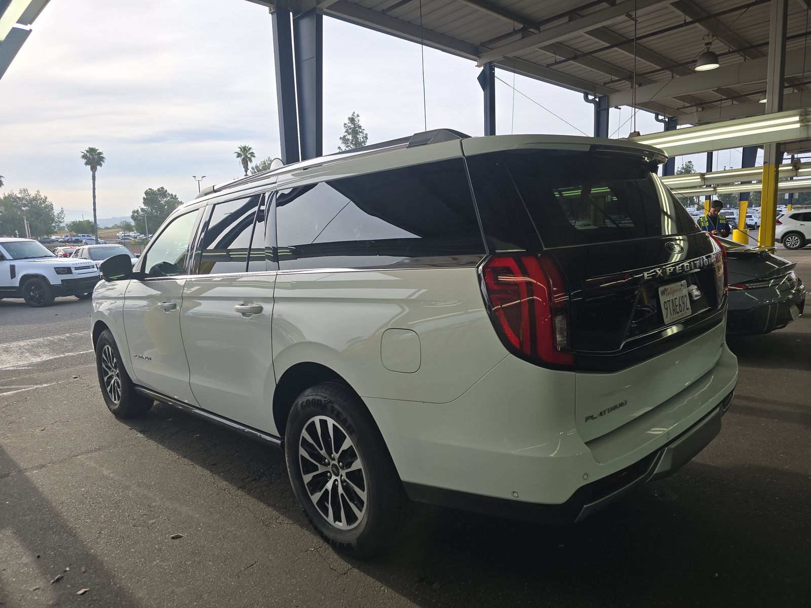 FORD EXPEDITION MAX - 7