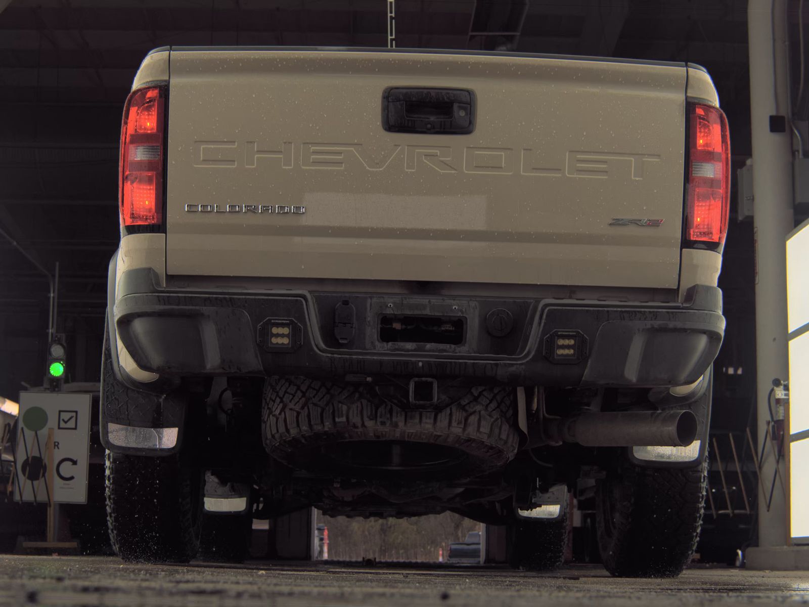 CHEVROLET 4WD ZR2 - 8