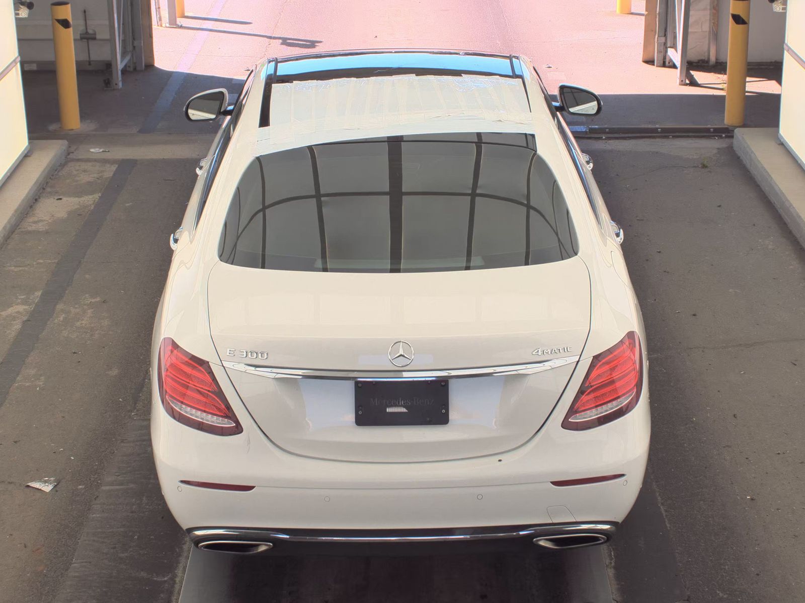 MERCEDES-BENZ E-CLASS - 7