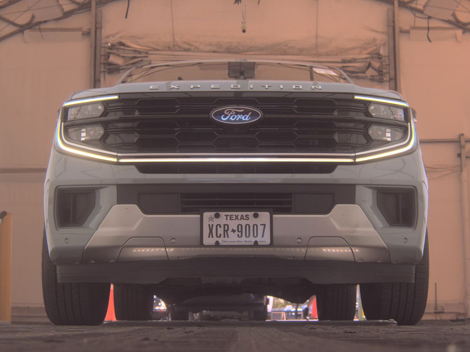FORD EXPEDITION - 4