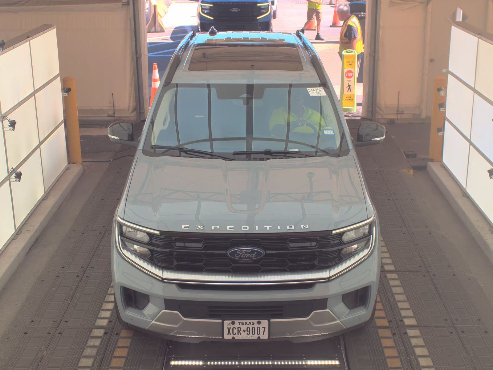 FORD EXPEDITION - 3