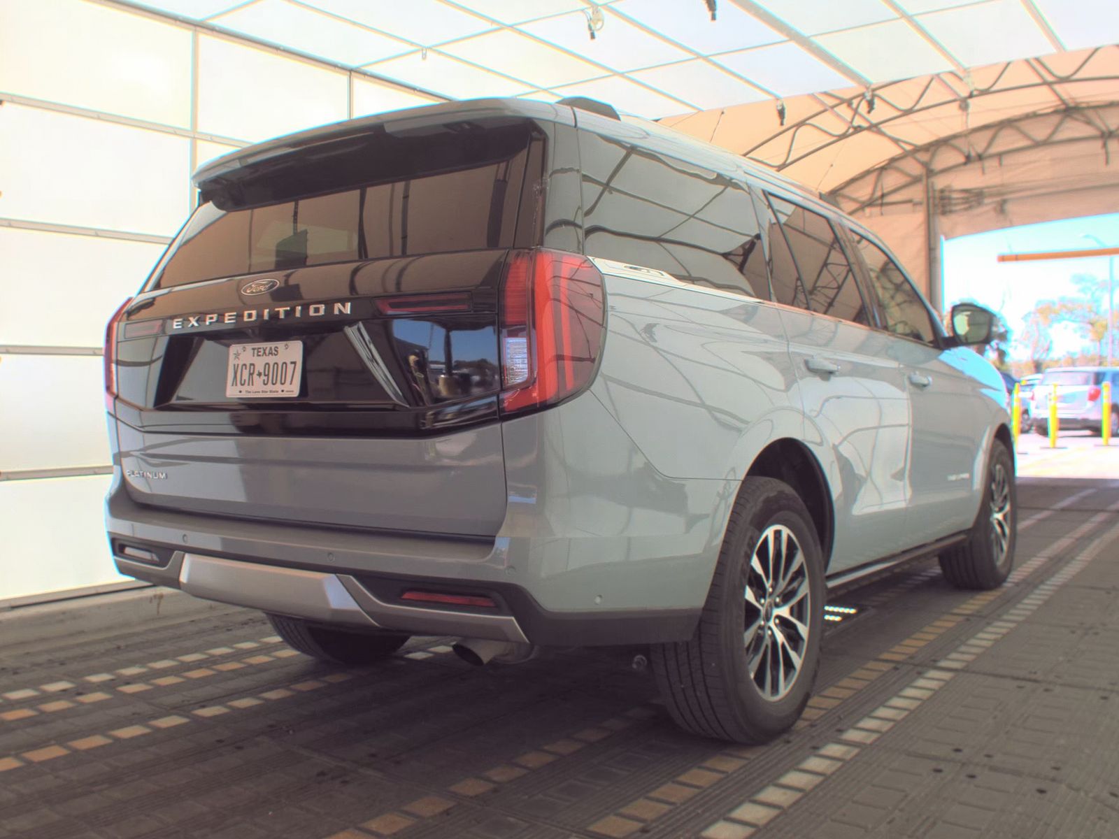 FORD EXPEDITION - 6
