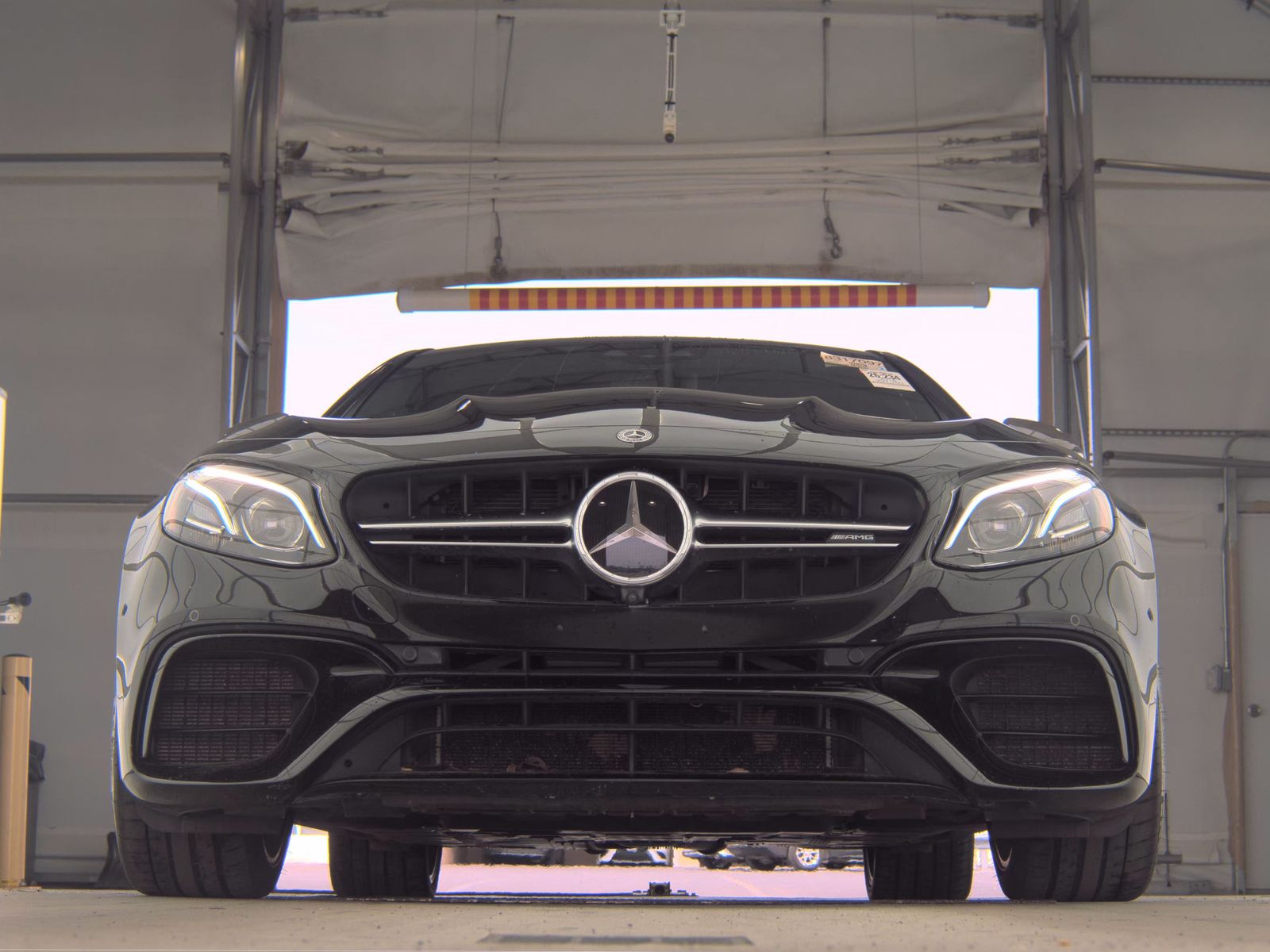 MERCEDES-BENZ E-CLASS - 4