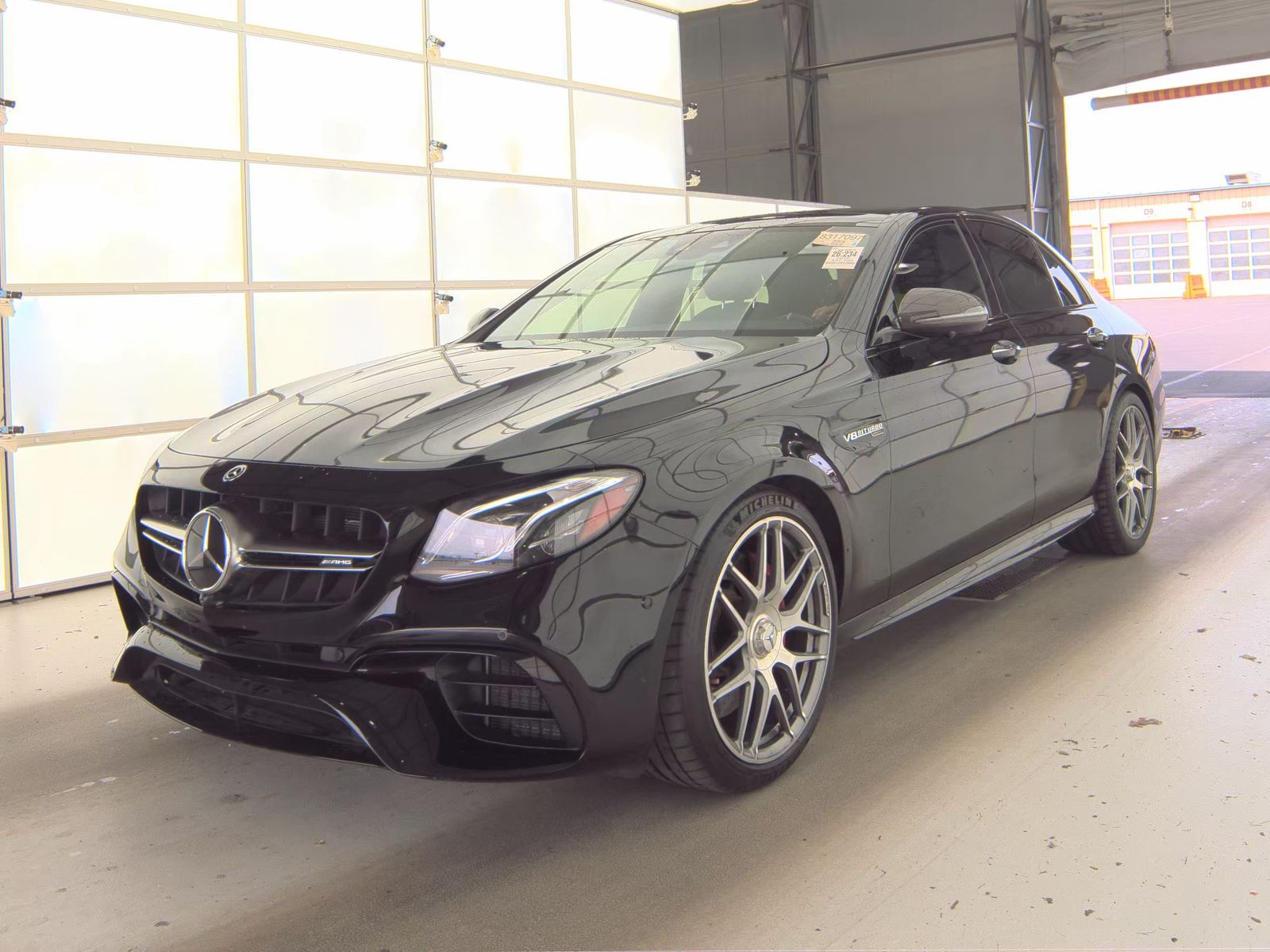 MERCEDES-BENZ E-CLASS - 1