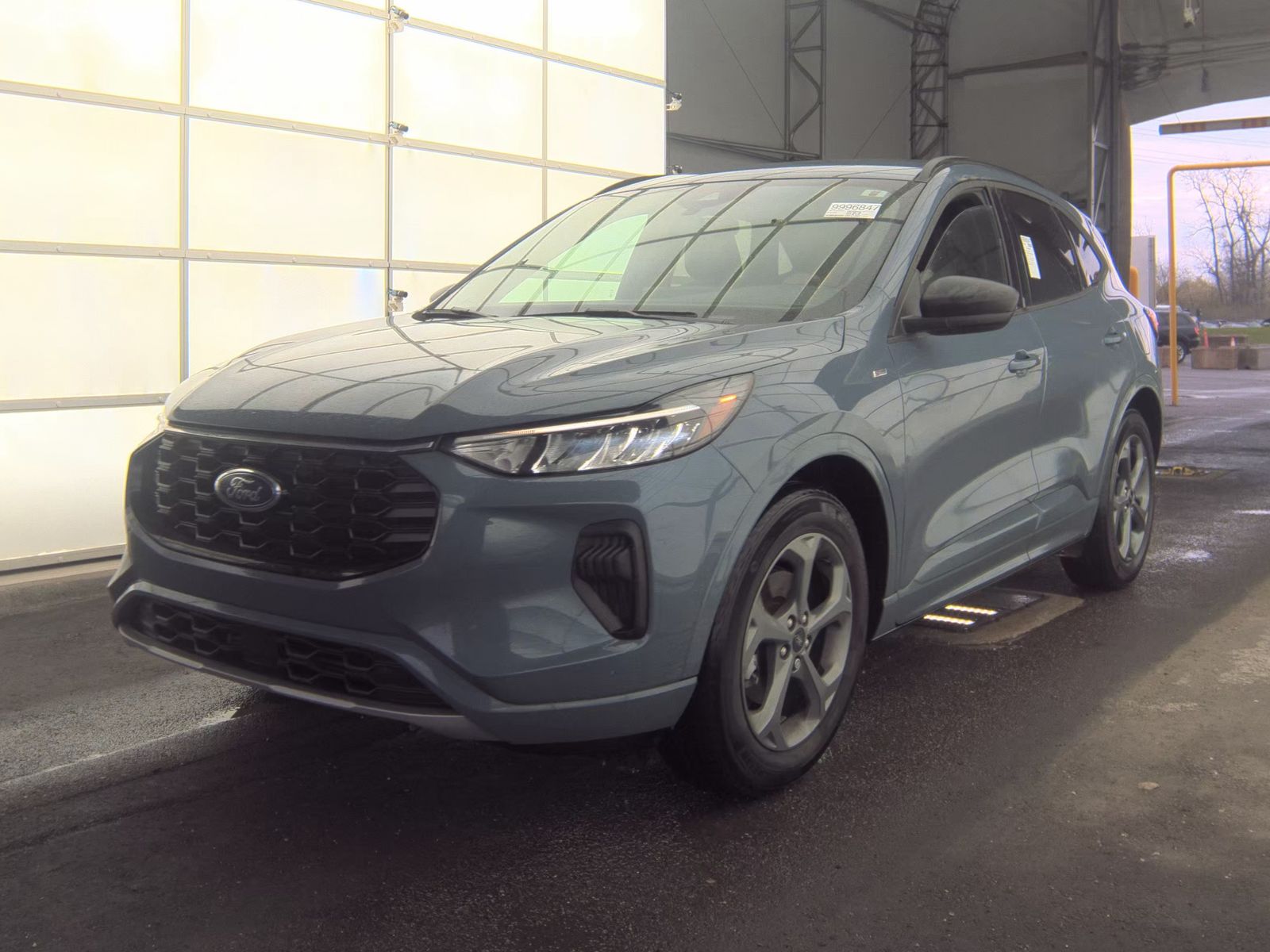FORD ESCAPE - 1