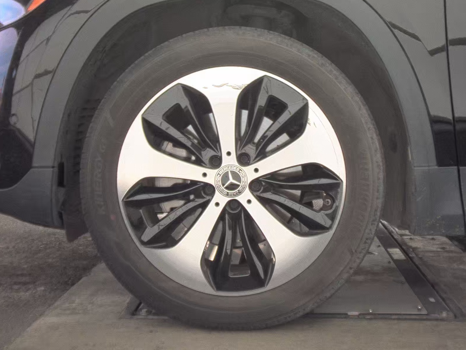 MERCEDES-BENZ GLA-CLASS - 10