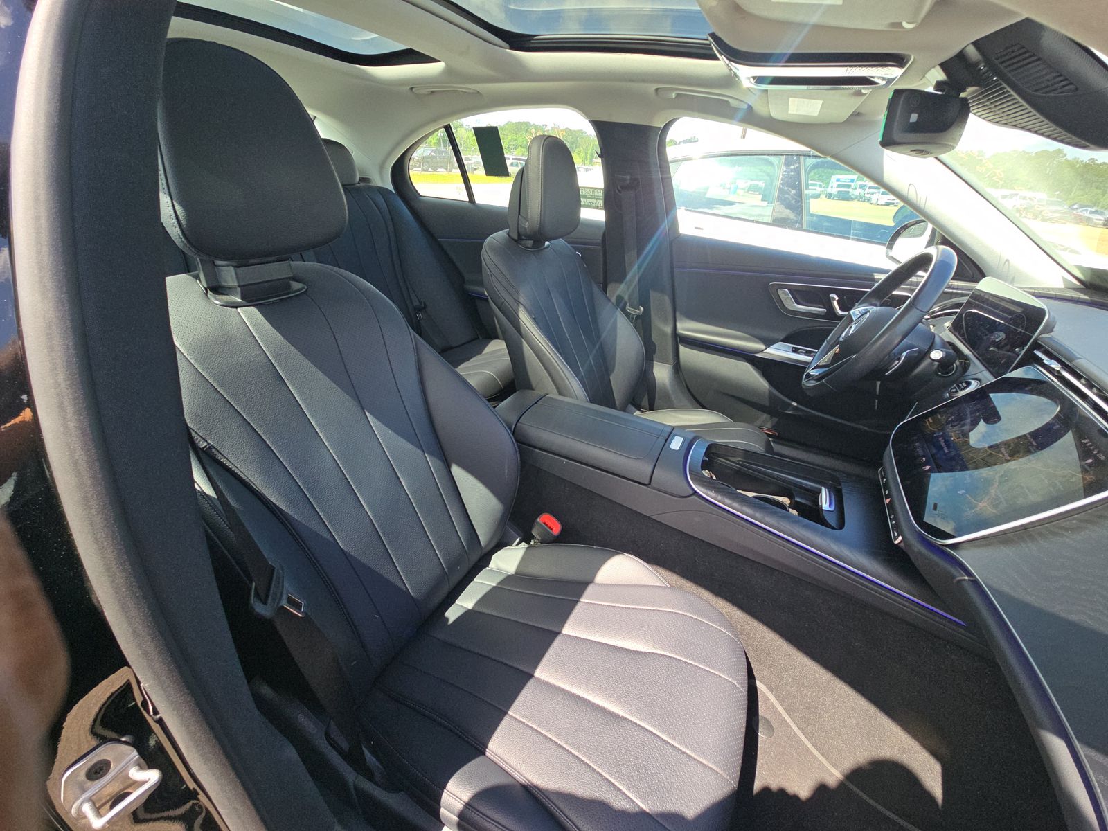 MERCEDES-BENZ E-CLASS - 9