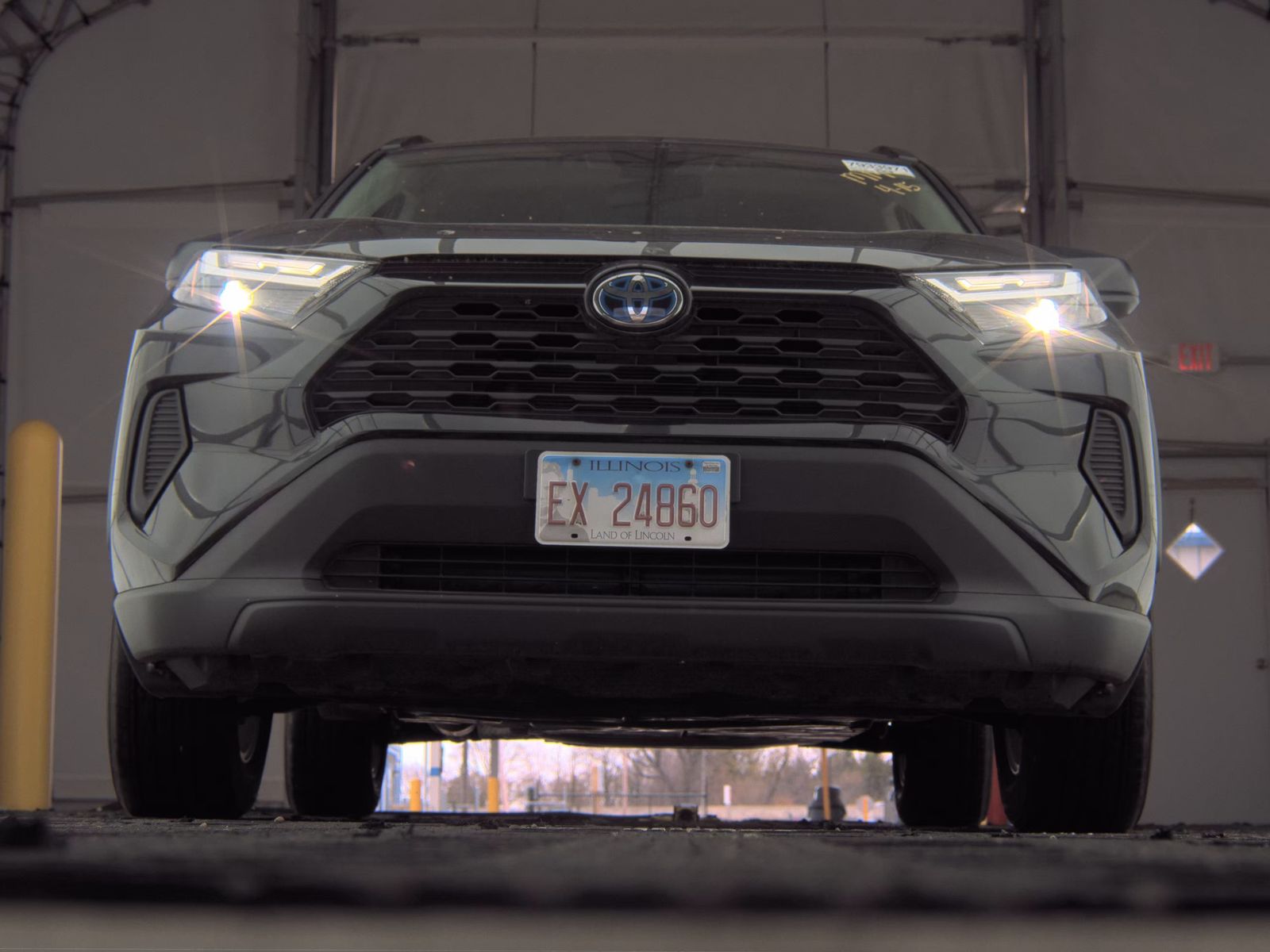 TOYOTA PRIUS - 4
