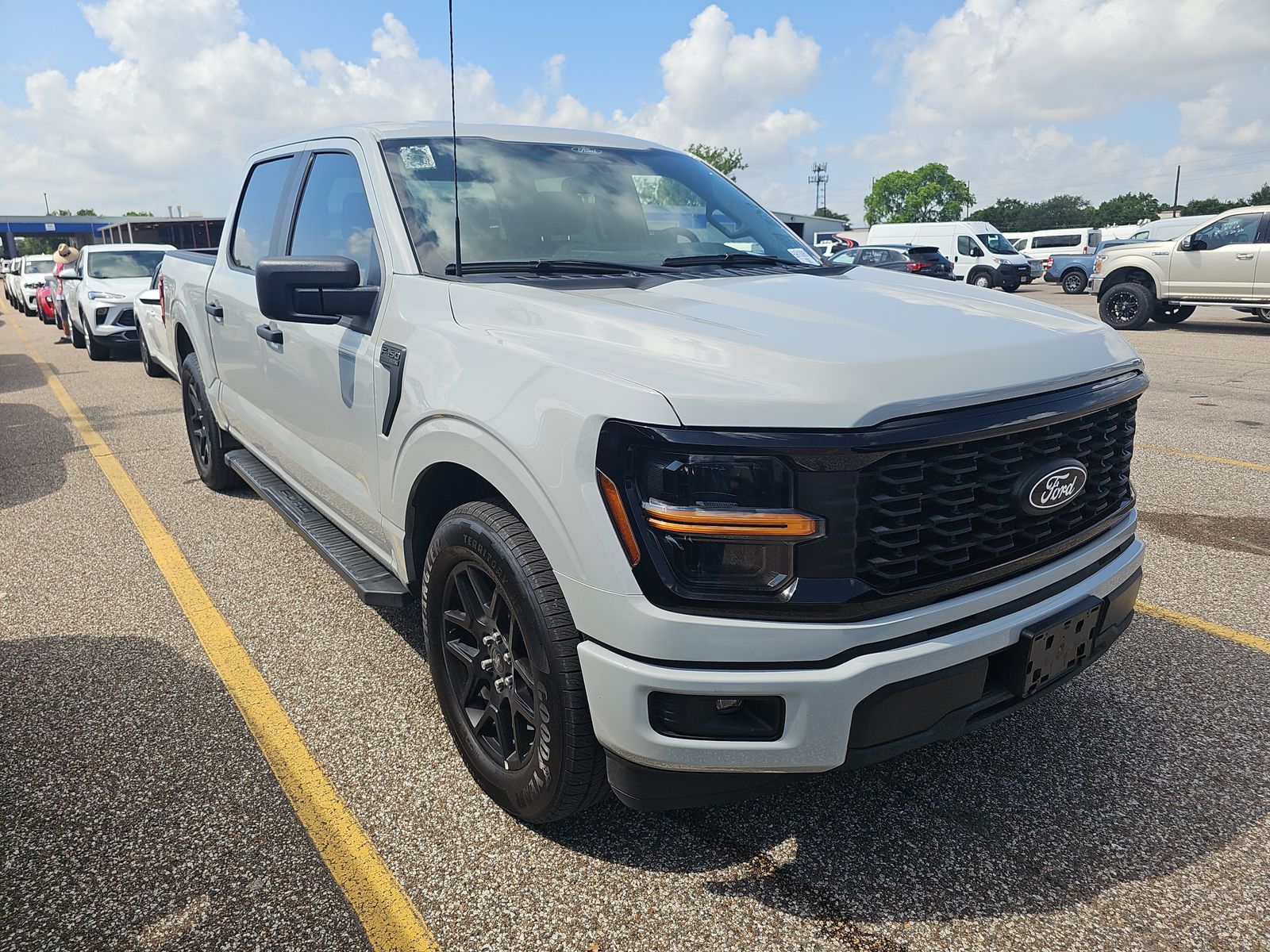 FORD F-150 - 4