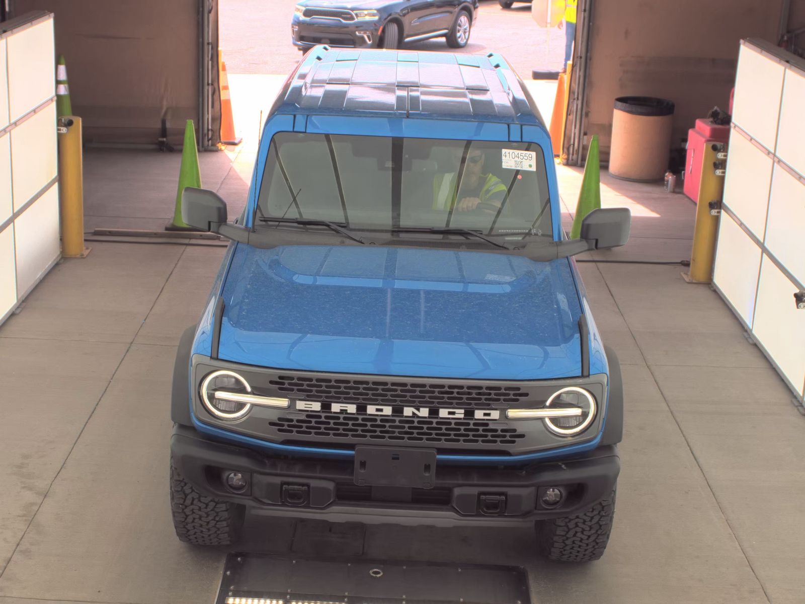 FORD BRONCO - 3
