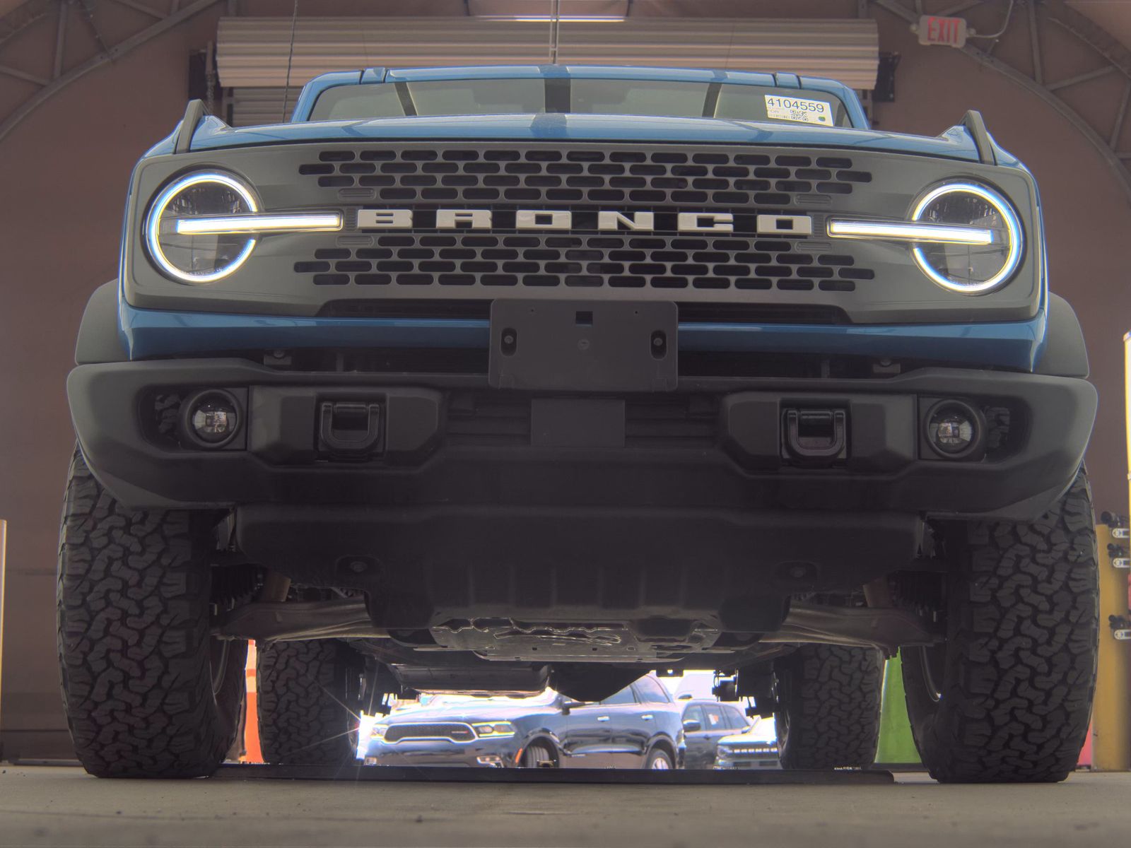 FORD BRONCO - 4