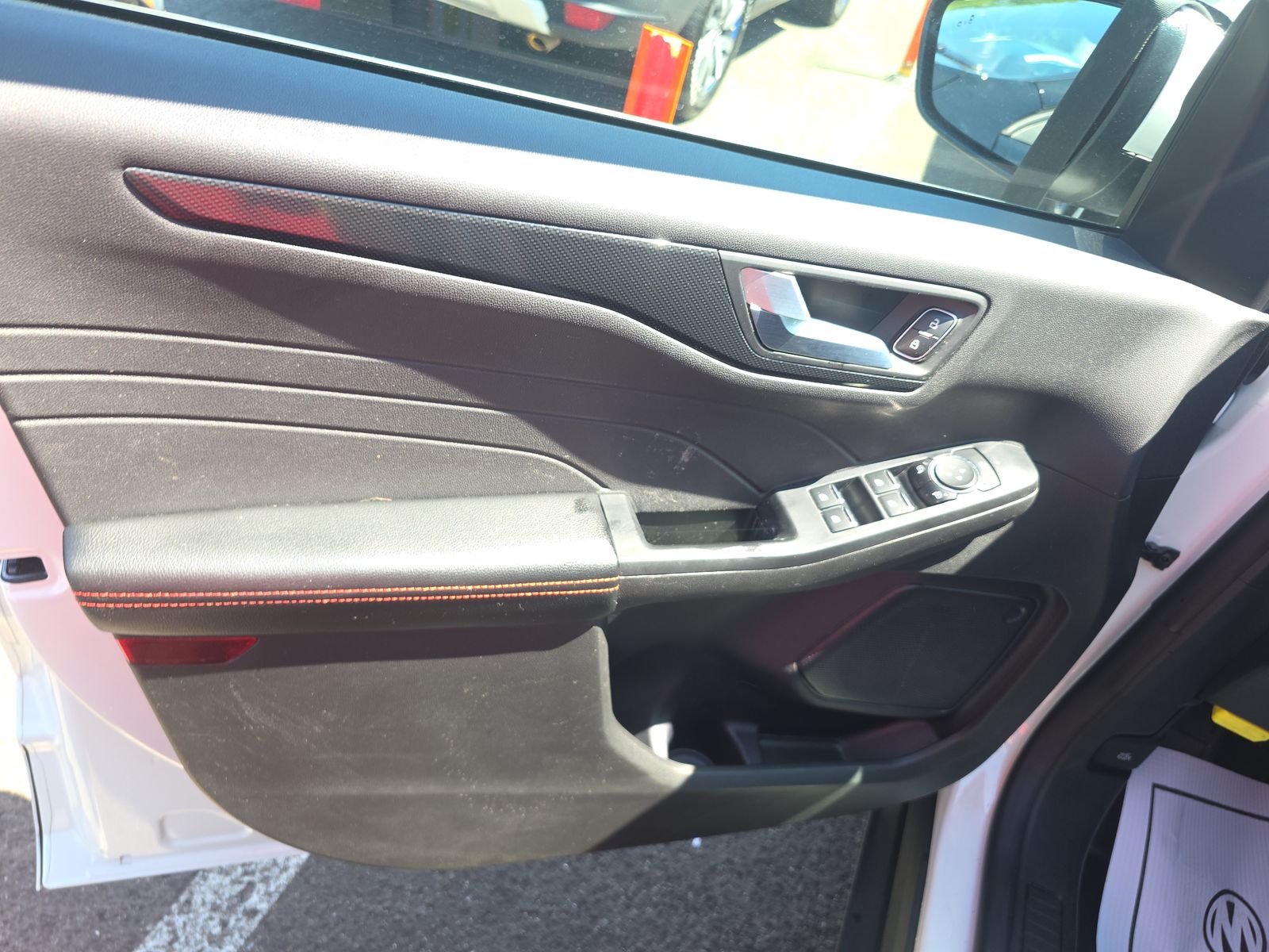 FORD ESCAPE - 10