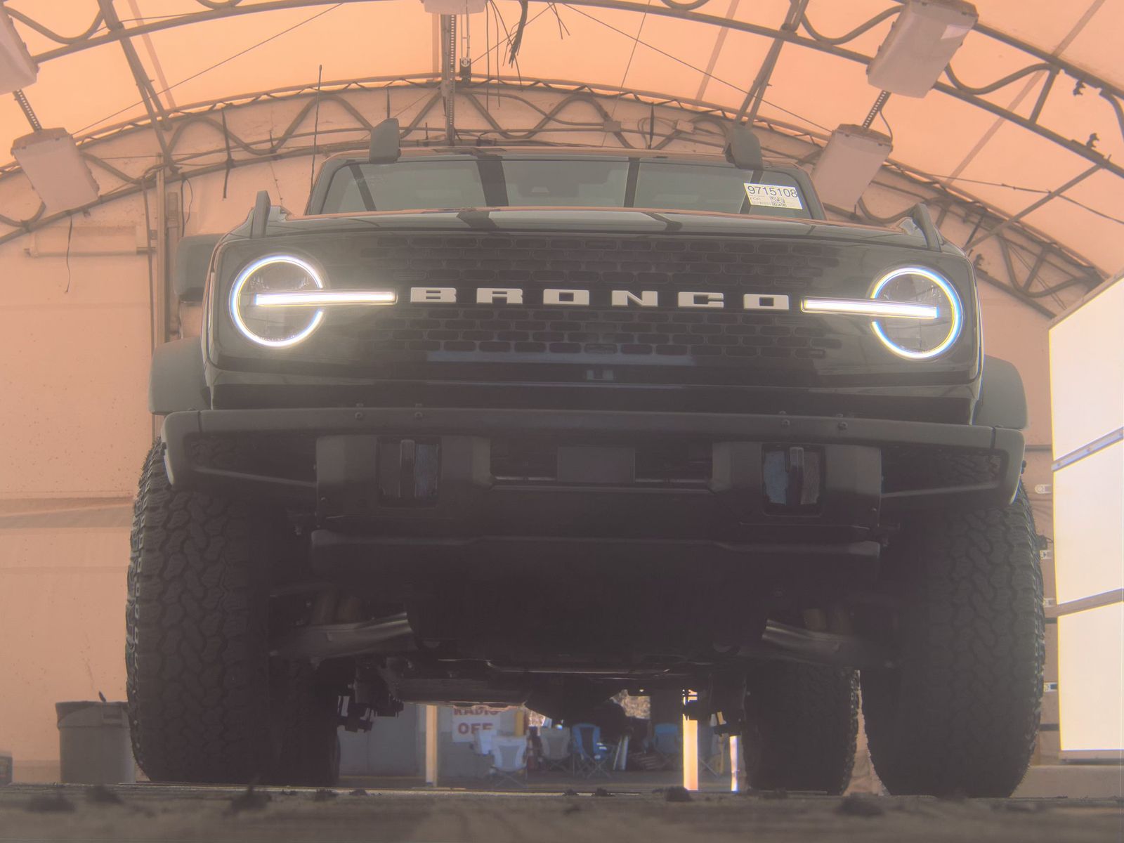 FORD BRONCO - 4
