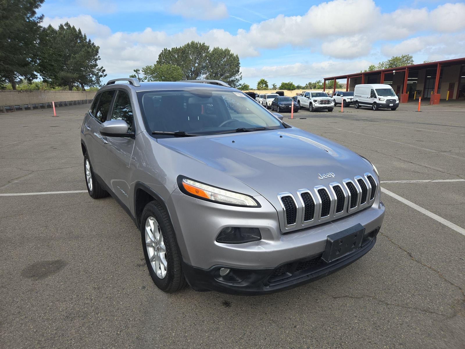 JEEP LATITUDE - 4