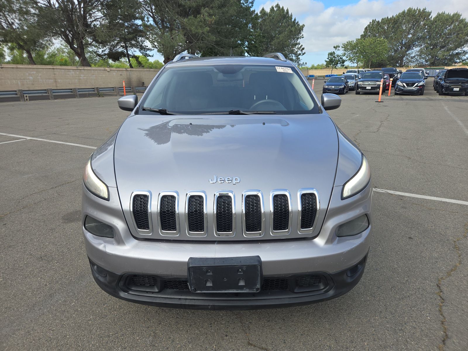 JEEP LATITUDE - 3