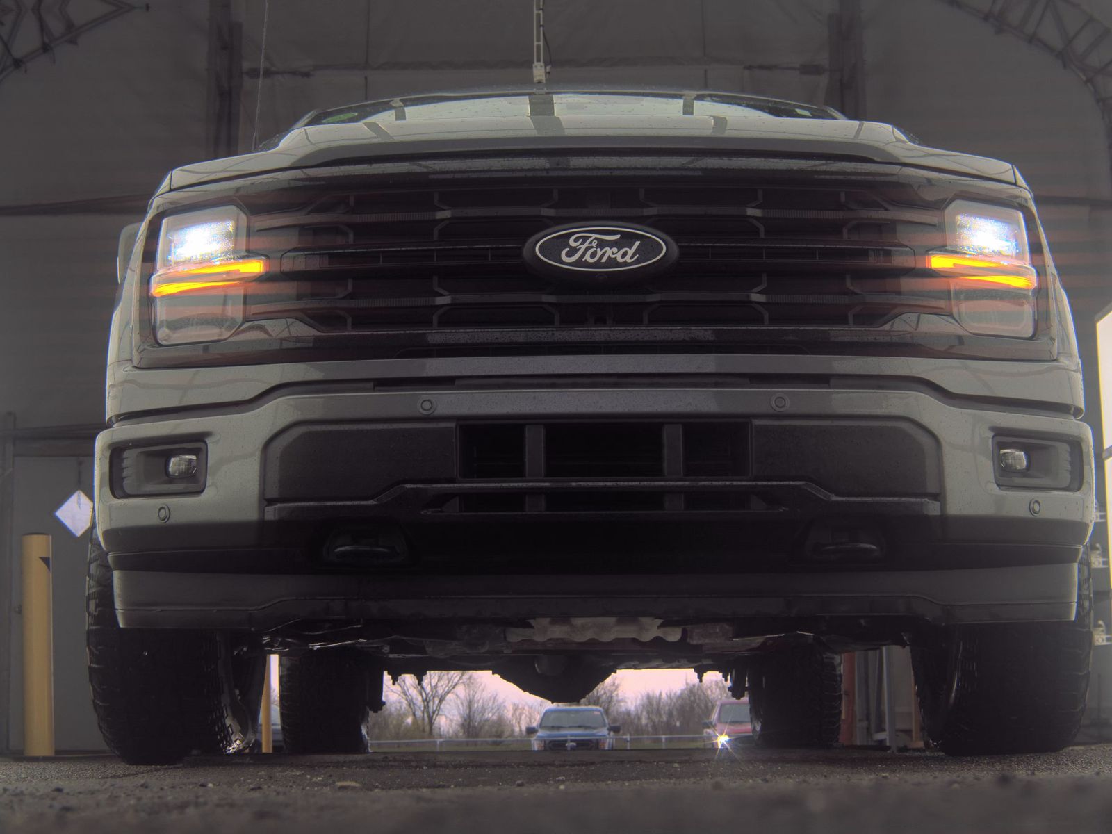 FORD F-150 - 4