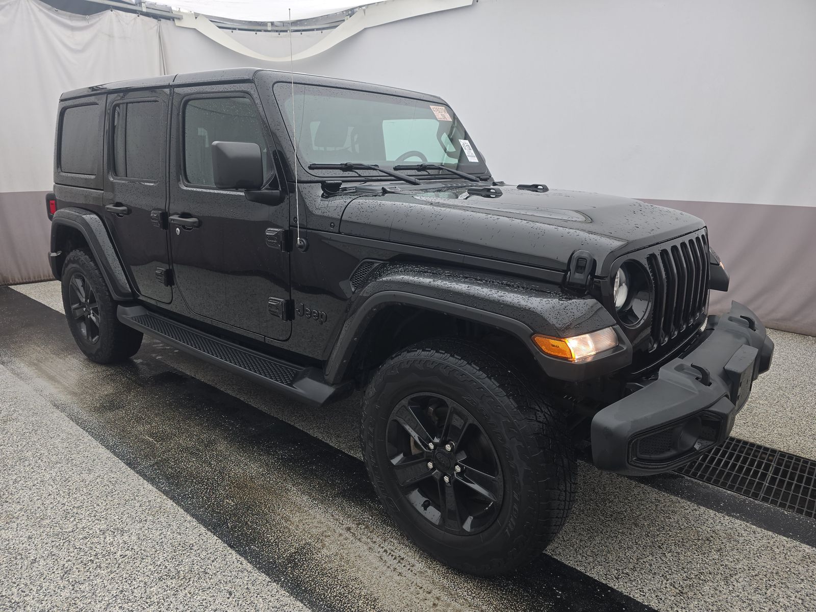 JEEP SAHARA ALT - 4