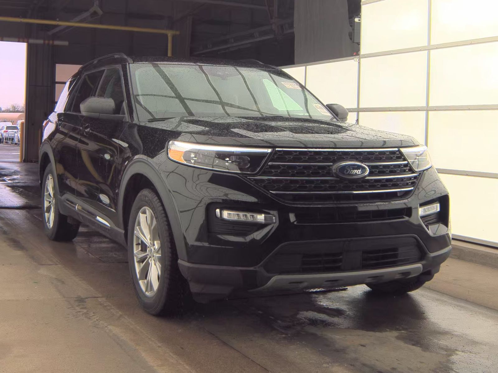 FORD EXPLORER - 5