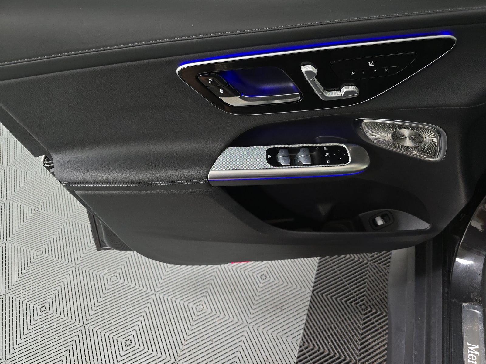 MERCEDES-BENZ GLC-CLASS - 10