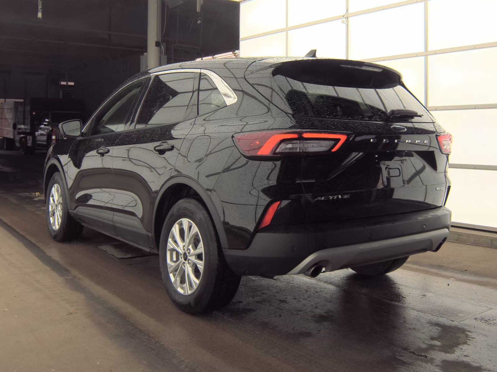 FORD ESCAPE - 9