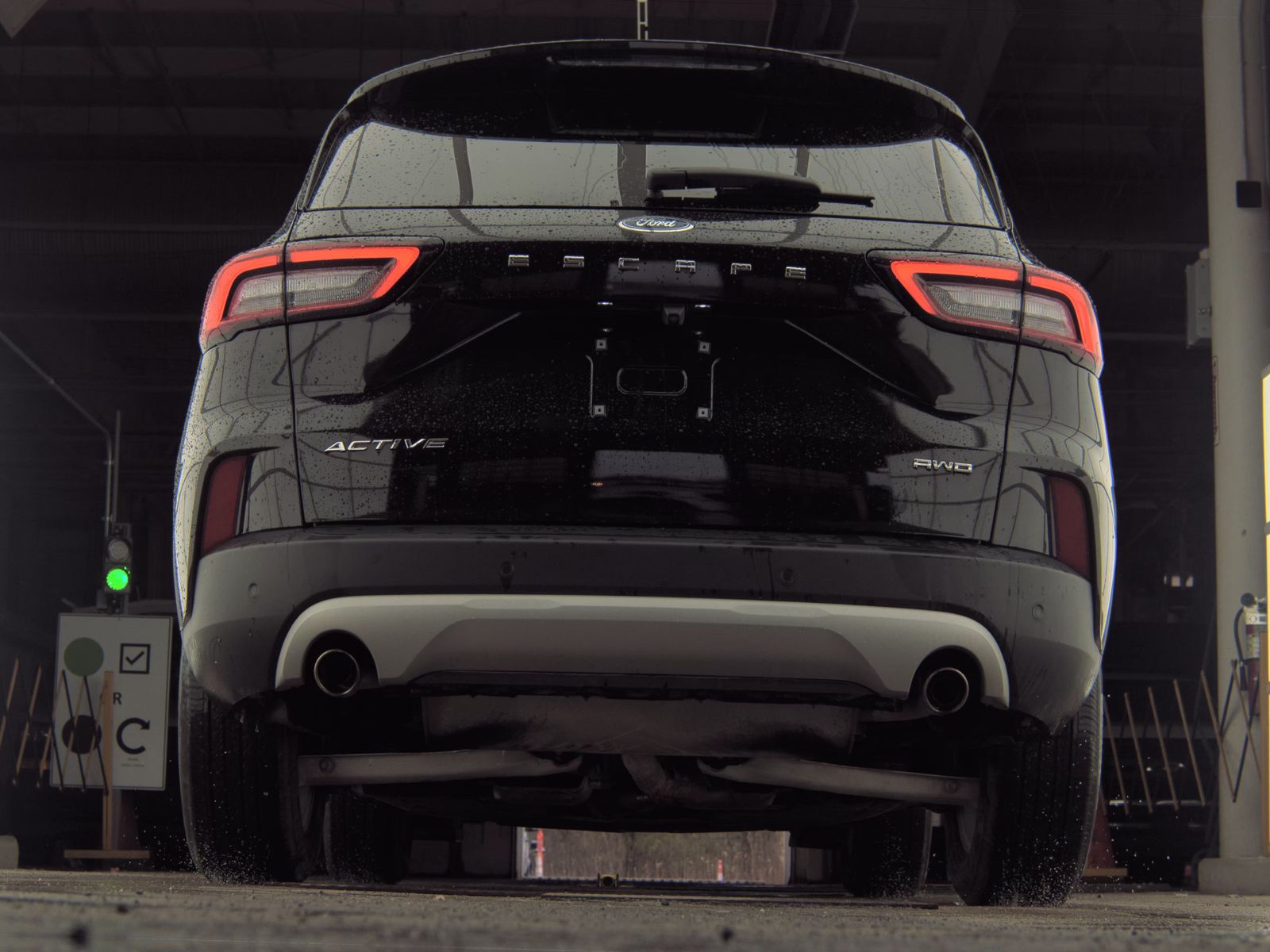 FORD ESCAPE - 8