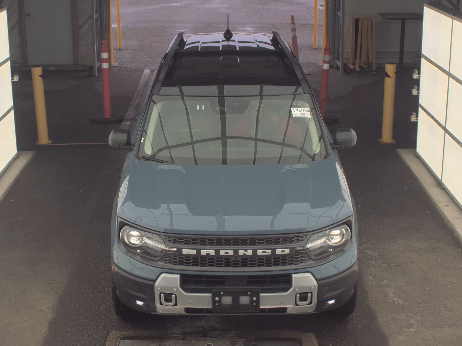FORD BRONCO - 3