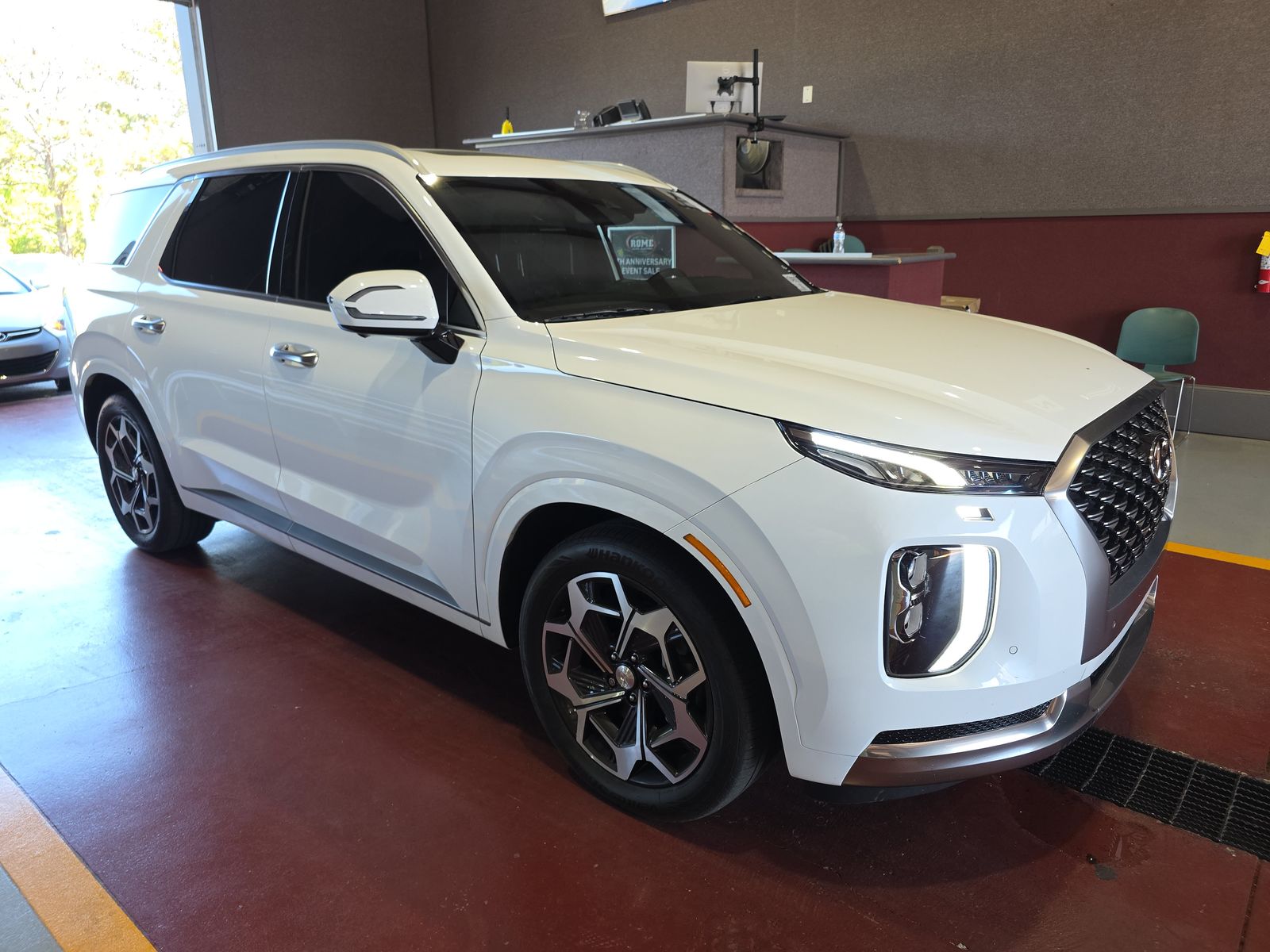 HYUNDAI CALLIGRAPH - 4