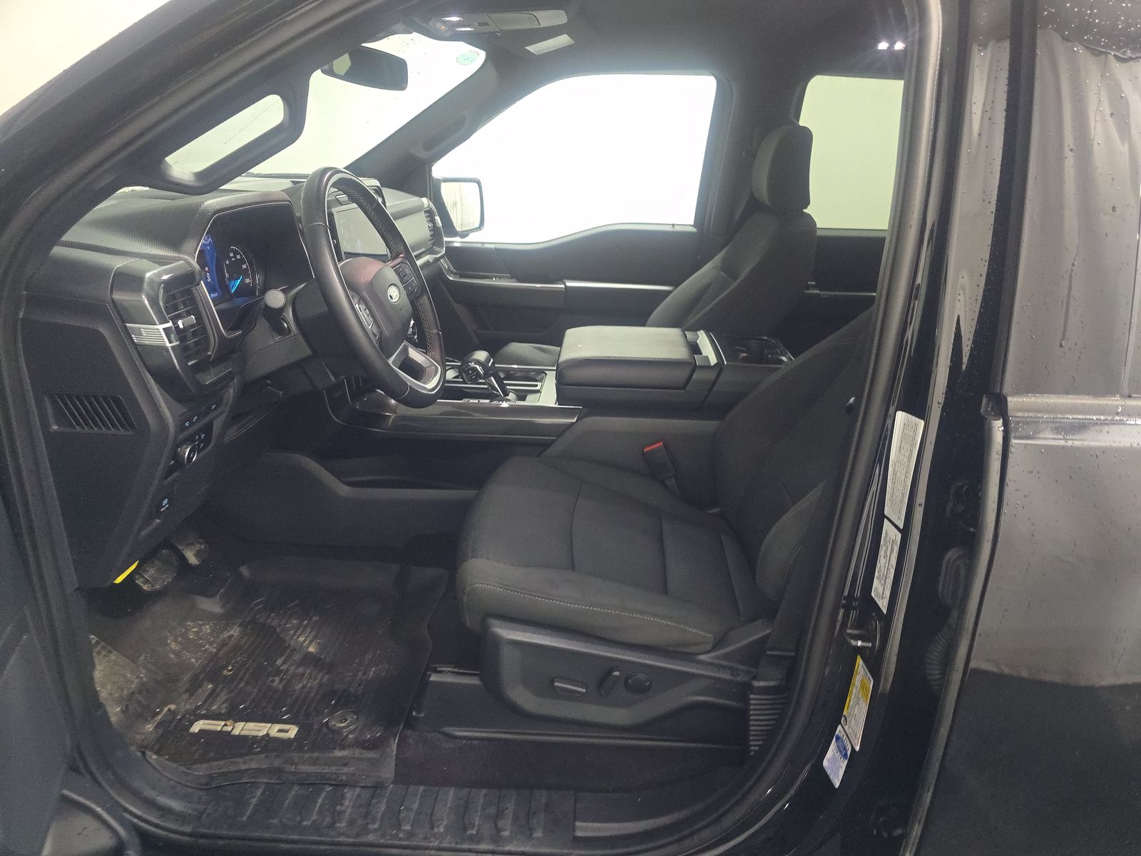 FORD F-150 - 8