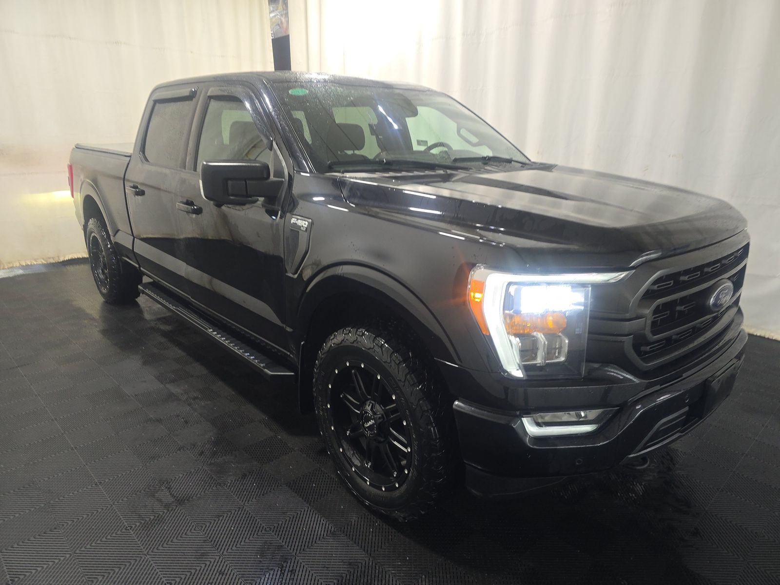 FORD F-150 - 4