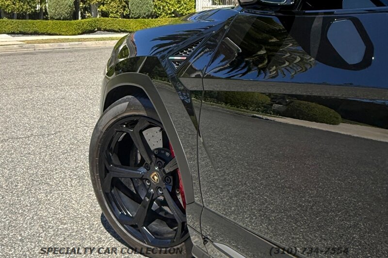 2021 Lamborghini Urus Base AWD