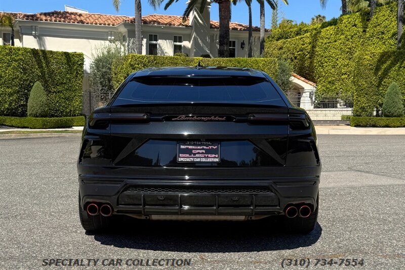 2021 Lamborghini Urus Base AWD