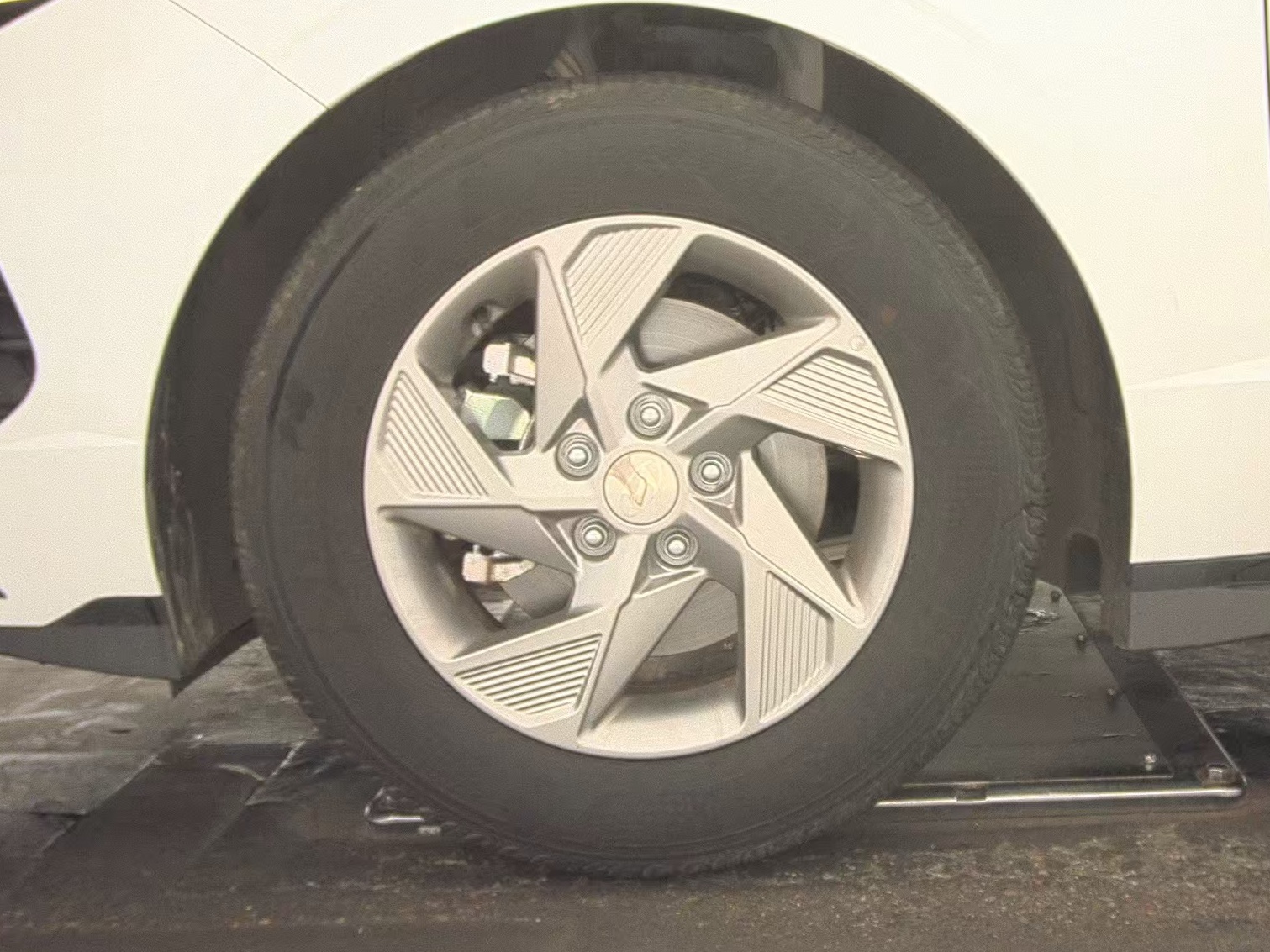 HYUNDAI UNKNOWN - 10