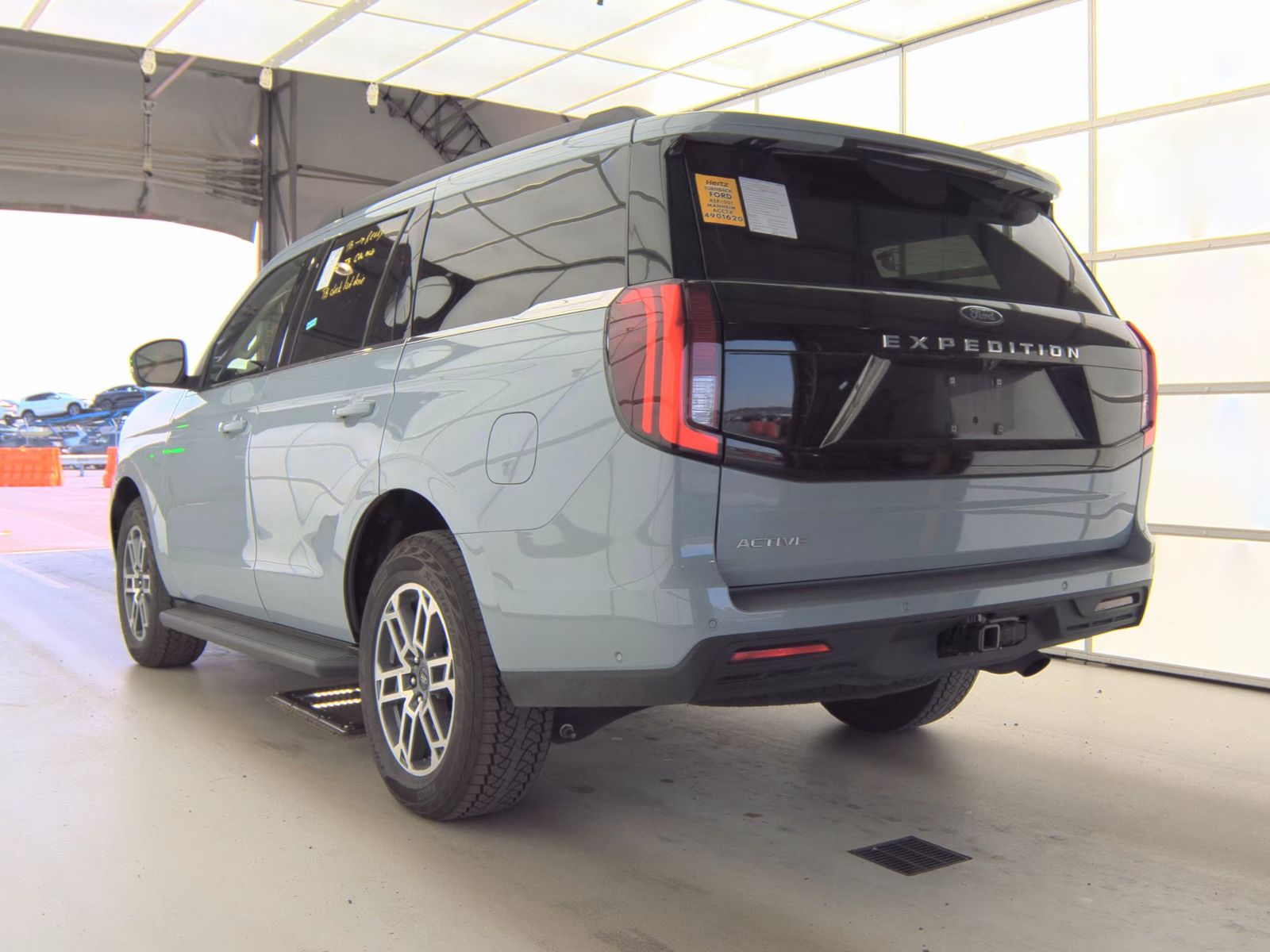 FORD EXPEDITION - 9
