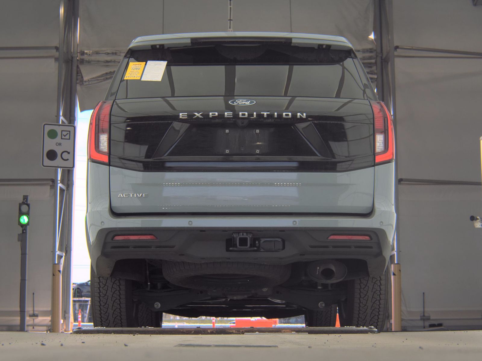FORD EXPEDITION - 8