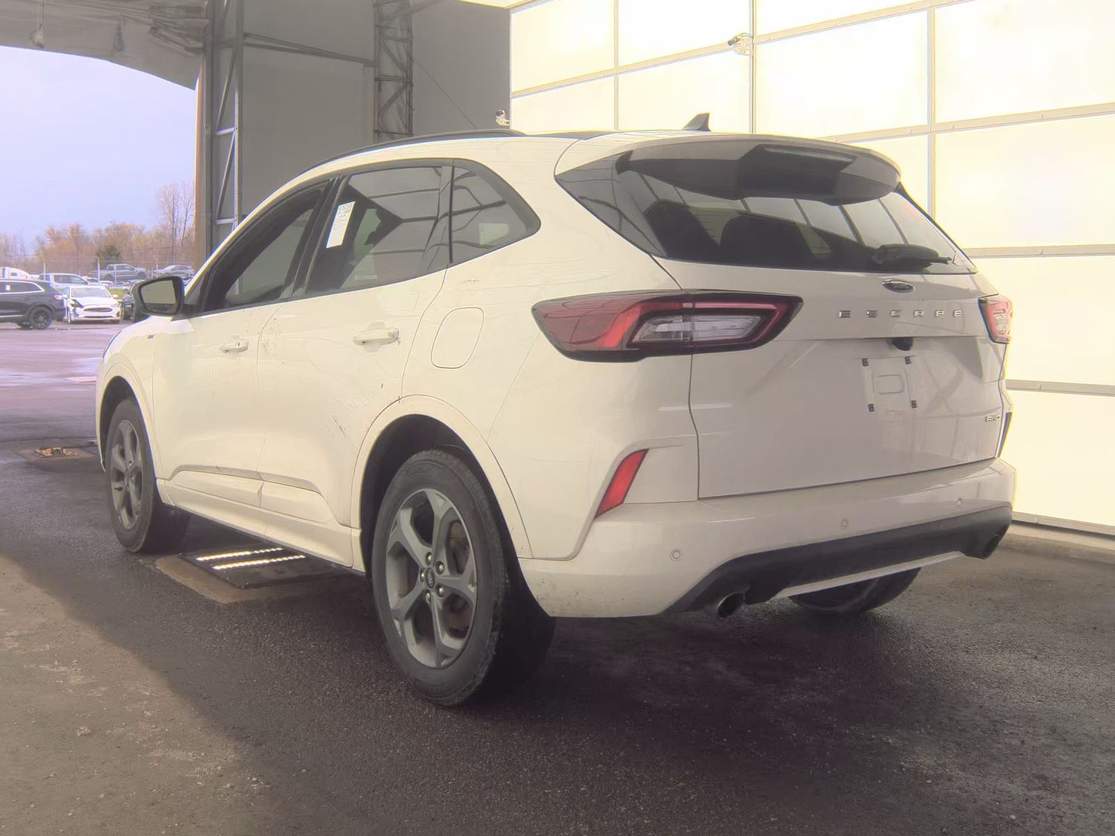 FORD ESCAPE - 9