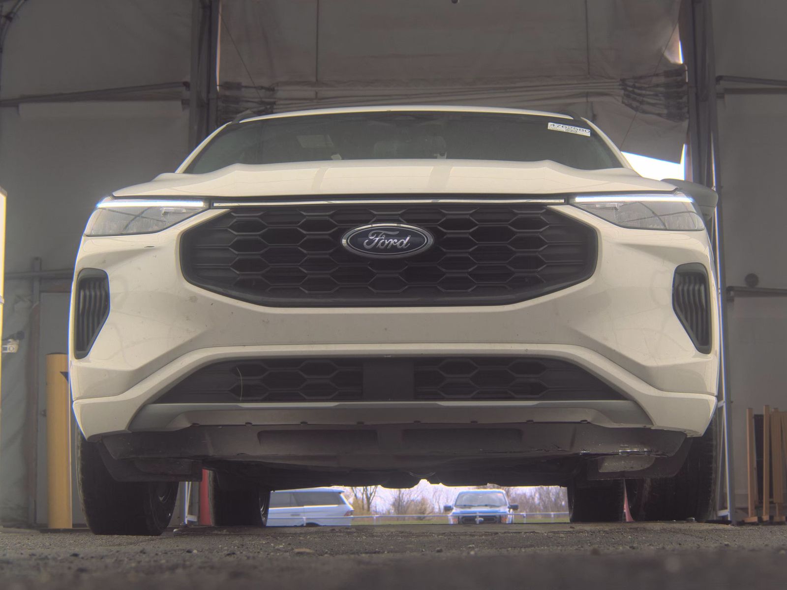 FORD ESCAPE - 4