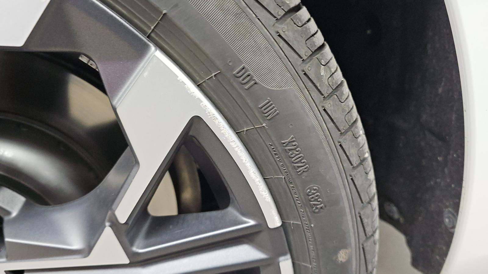 2026 BMW 3 Series 330i xDrive AWD