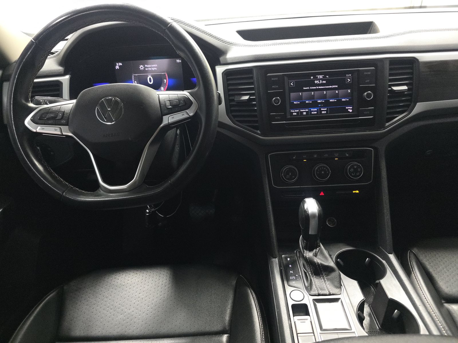 2022 Volkswagen Atlas 2.0T SE FWD