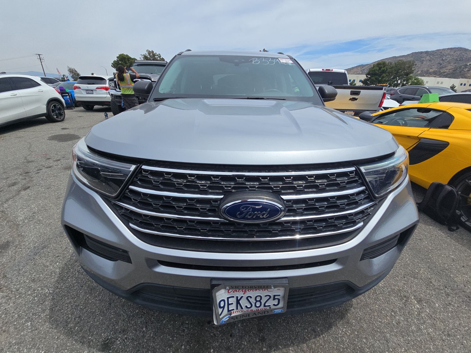 FORD EXPLORER - 3