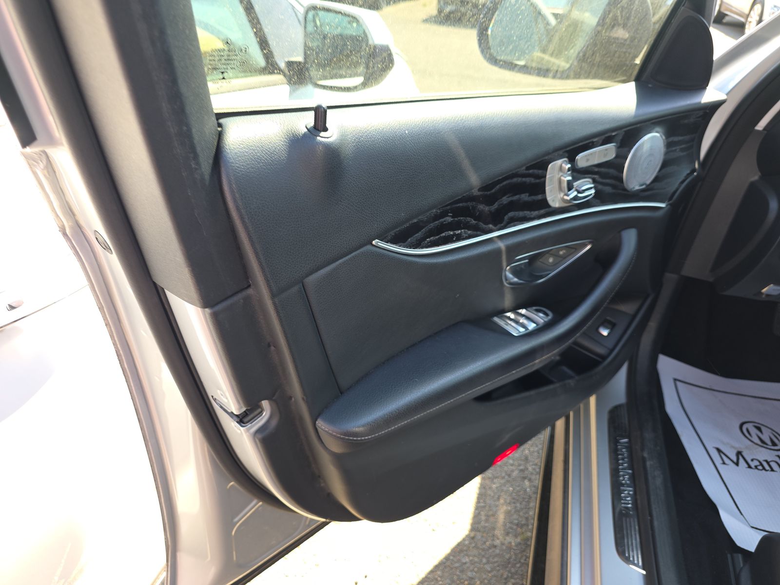 MERCEDES-BENZ E-CLASS - 10