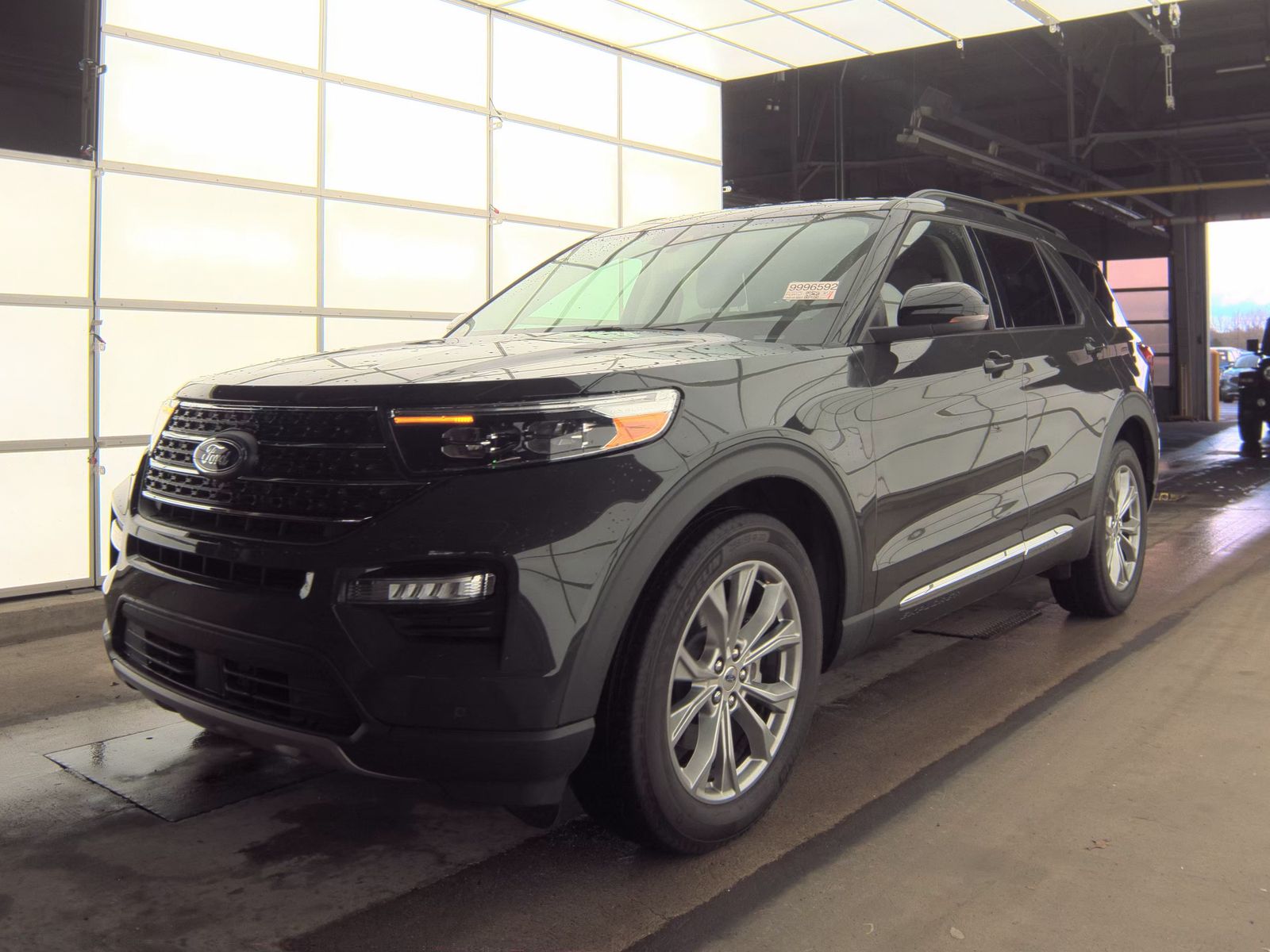 FORD EXPLORER - 1