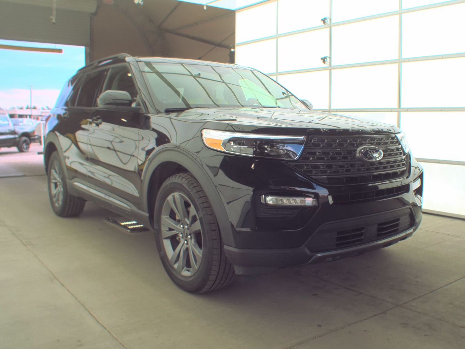 FORD EXPLORER - 5