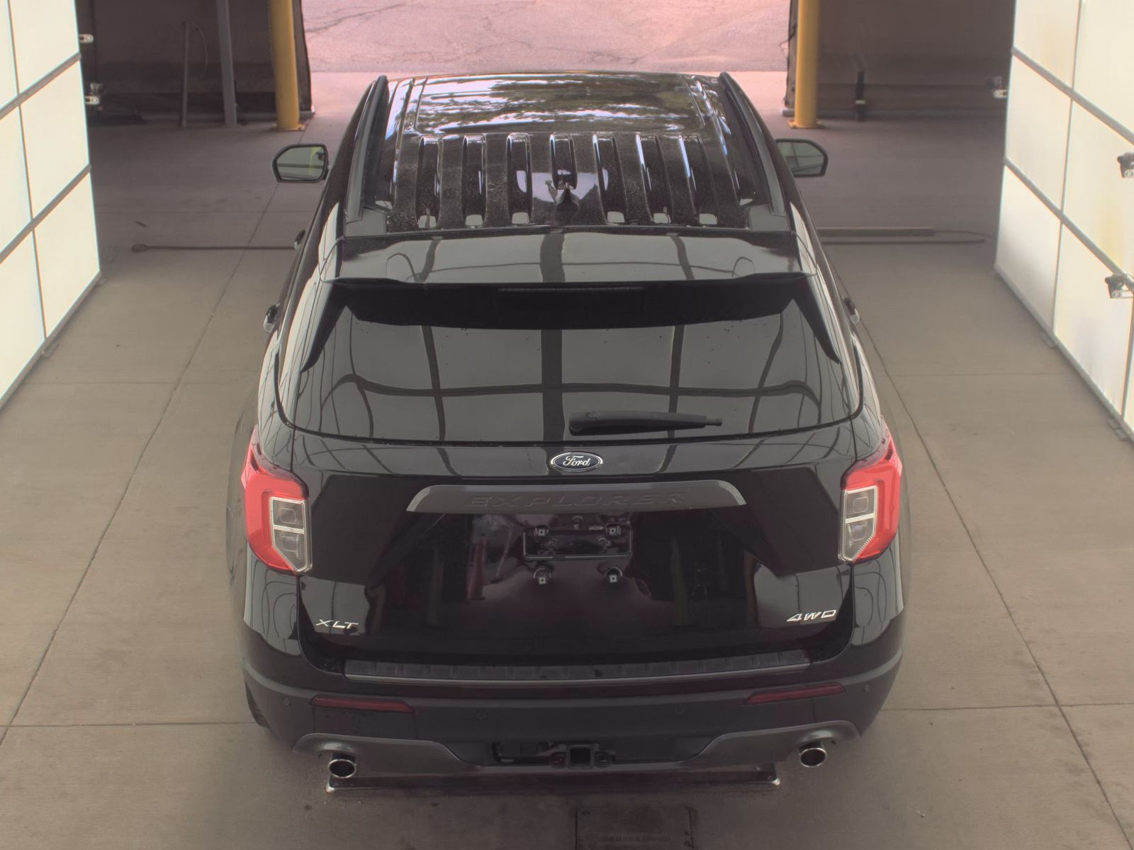 FORD EXPLORER - 7