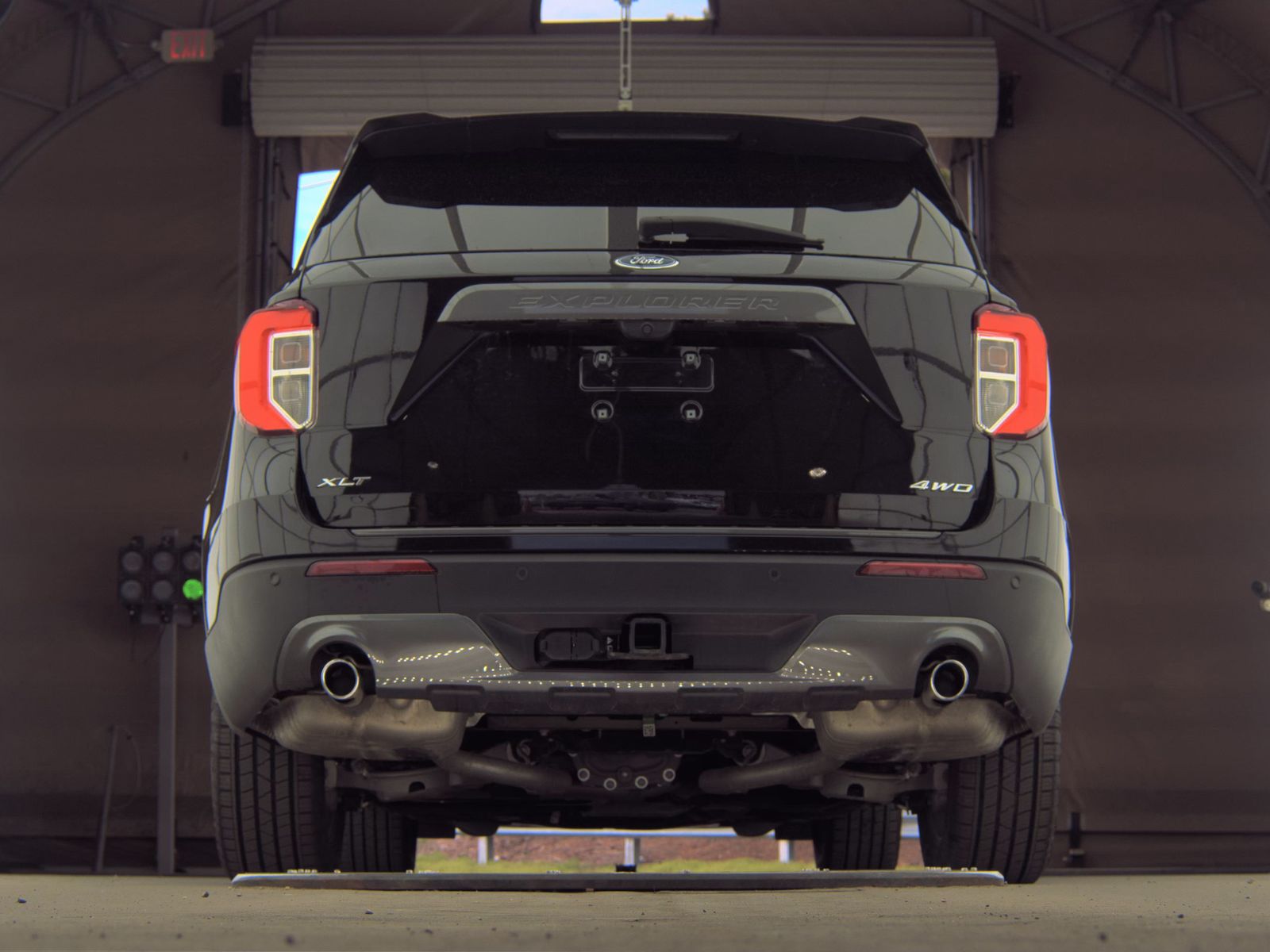 FORD EXPLORER - 8