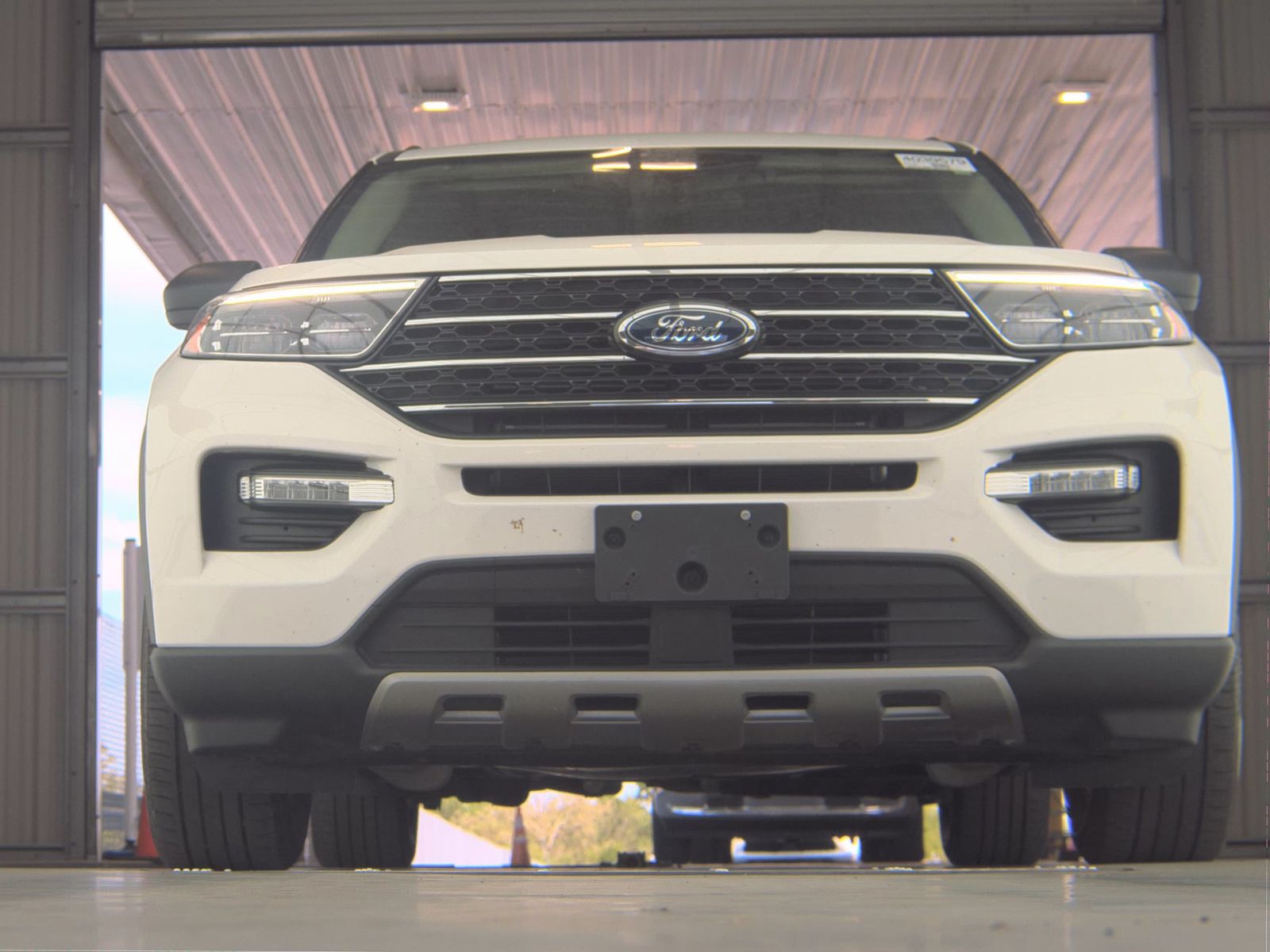 FORD EXPLORER - 4
