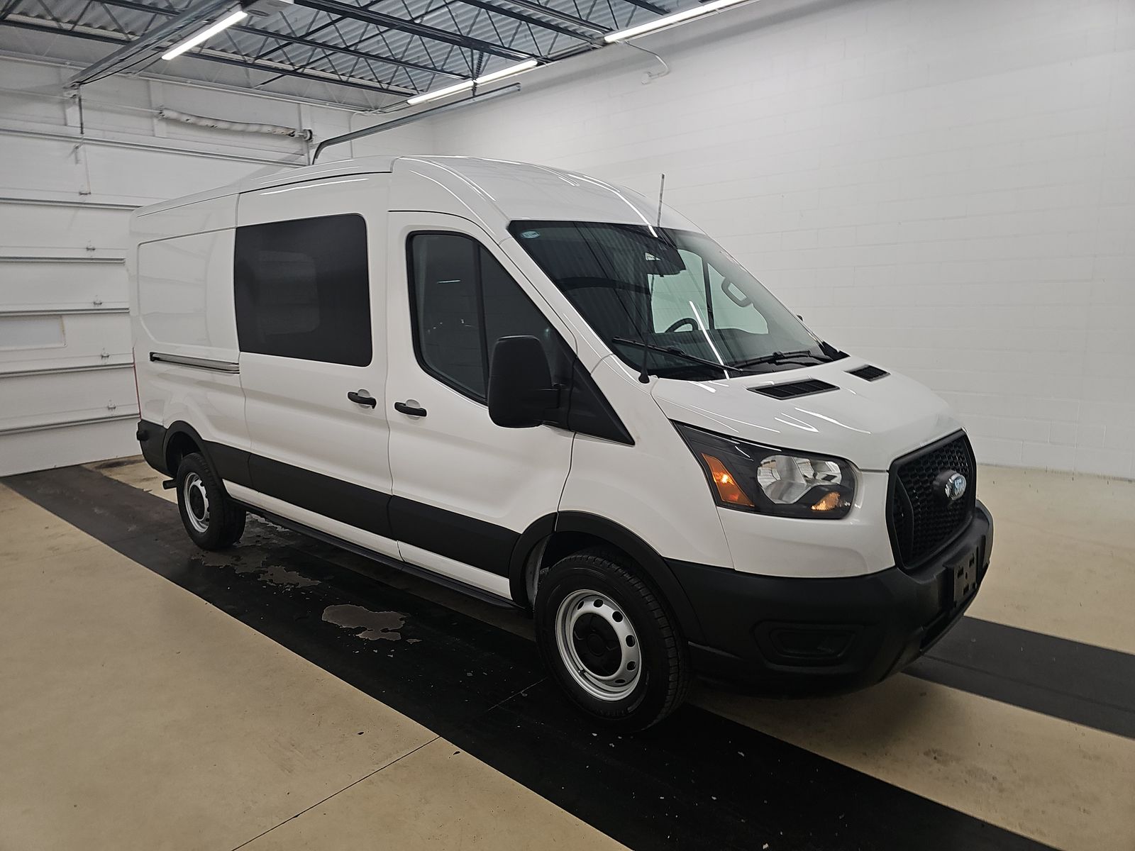 FORD TRANSIT 250 - 4