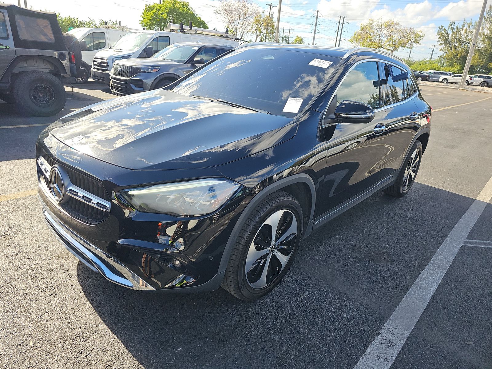 MERCEDES-BENZ GLA-CLASS - 1